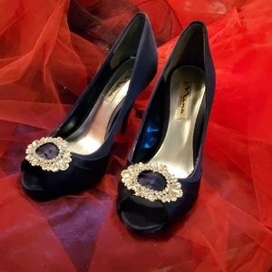 Nina navy blue satin Rhinestone pumps
